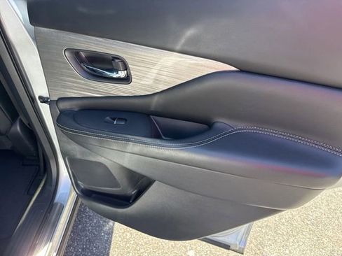 Used 2018 Nissan Murano Platinum w/ Cargo Package AWD/4WD image 17