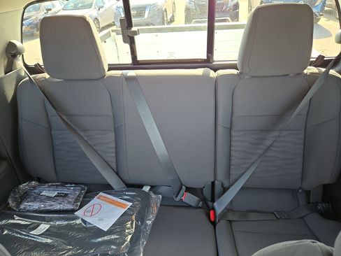 New 2026 Nissan Frontier S image 37