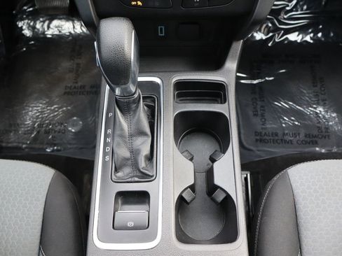 Used 2019 Ford Escape SE image 36