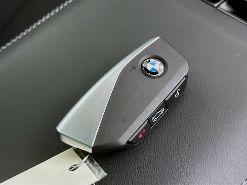 Used 2025 BMW X3 xDrive30i AWD/4WD image 46
