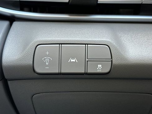 Used 2023 Hyundai Elantra SEL FWD image 29