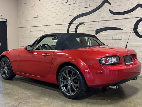 Used 2006 MAZDA MX-5 Miata 3rd Generation Limited image 6