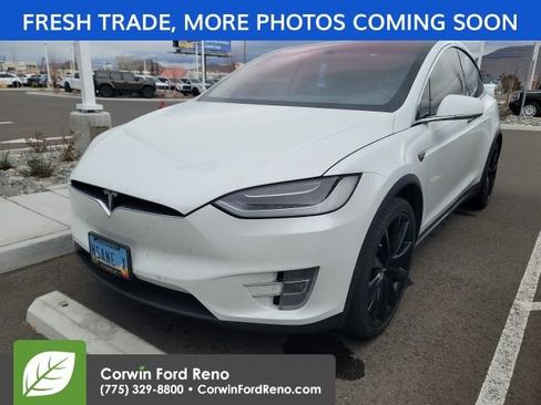 Used 2016 Tesla Model X Performance image 3