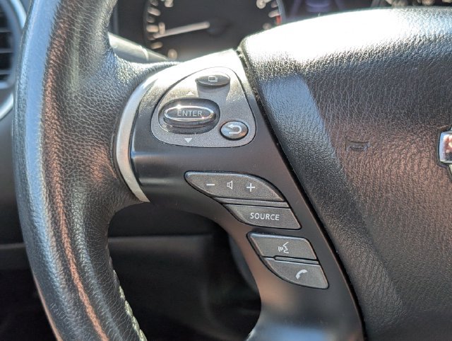 Used 2018 Nissan Pathfinder SV FWD image 19