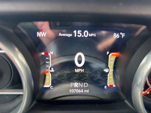 Used 2018 Jeep Wrangler Unlimited Sahara AWD/4WD image 30
