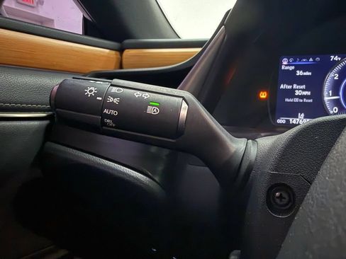 Used 2019 Lexus ES 350 w/ Accessory Package 2 FWD image 21