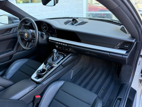 Used 2023 Porsche 911 Carrera T image 44