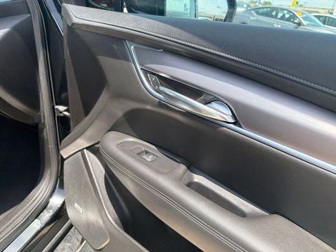 Used 2023 Cadillac XT6 Luxury FWD image 8