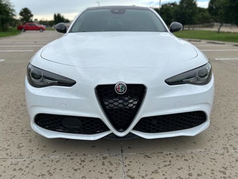 Used 2019 Alfa Romeo Giulia Ti Sport w/ Quick Order Package 22S Sport image 3