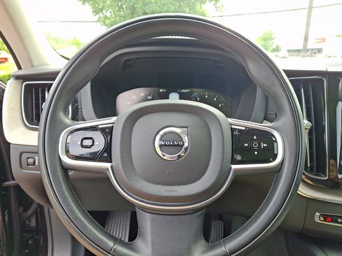 Used 2020 Volvo XC60 T5 Inscription w/ Protection Package Premier AWD/4WD image 20