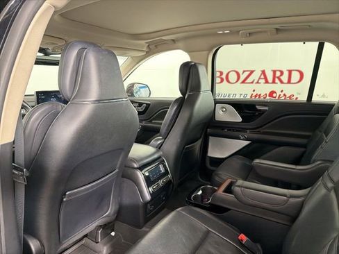 Used 2020 Lincoln Aviator Reserve w/ Equipment Group 202A image 14