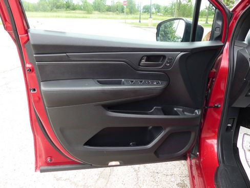 Used 2024 Honda Odyssey Sport image 19