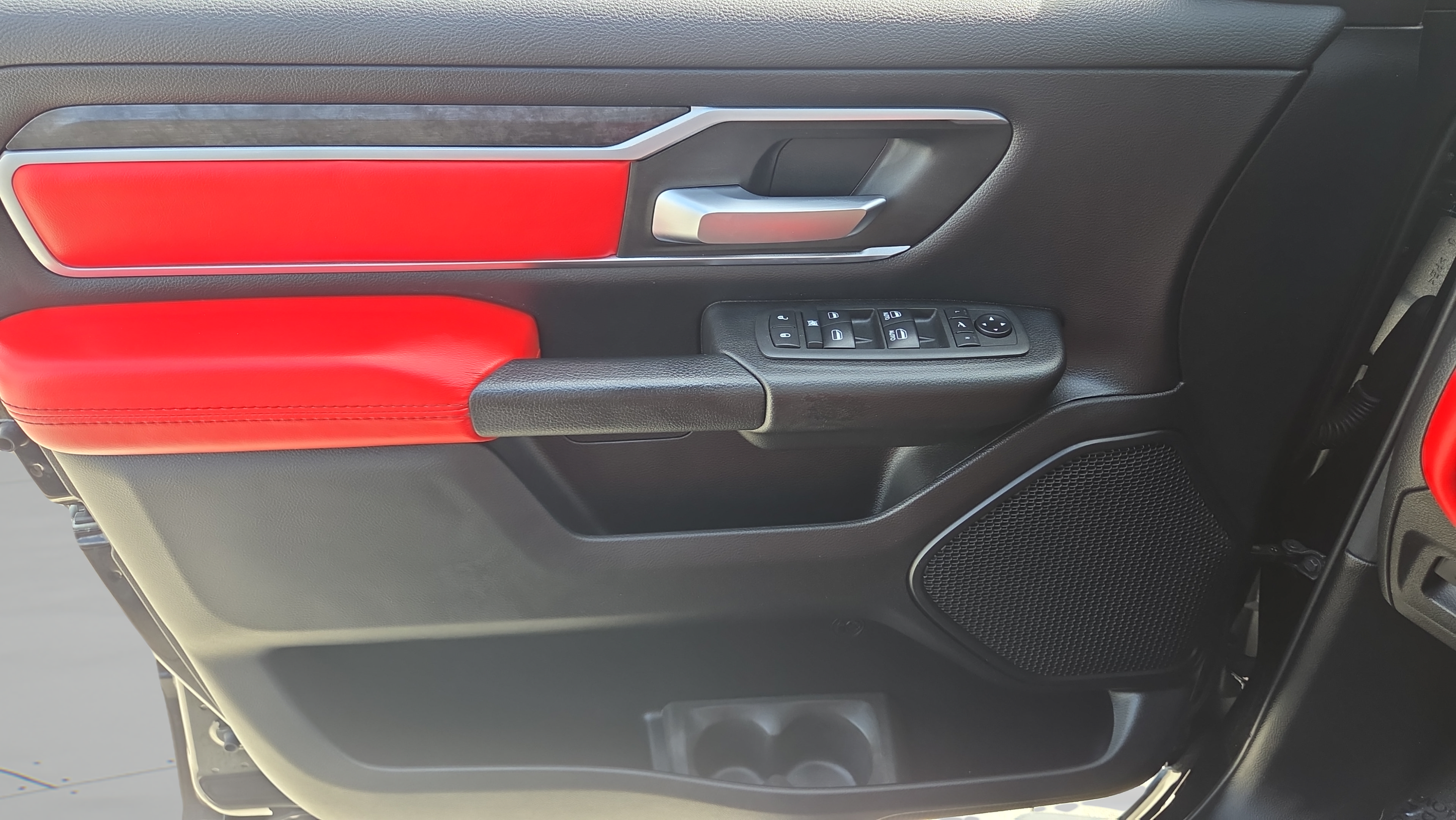 Used 2021 RAM 1500 Big Horn RWD image 33