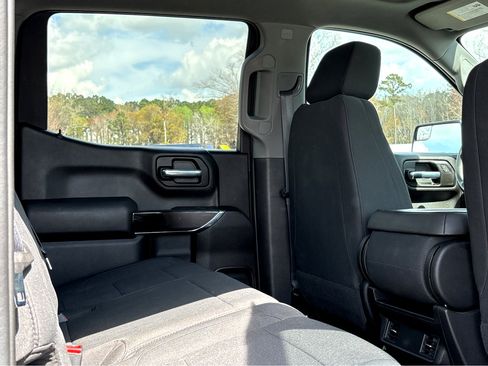 Used 2021 Chevrolet Silverado 1500 Custom Trail Boss w/ Midnight Edition image 10