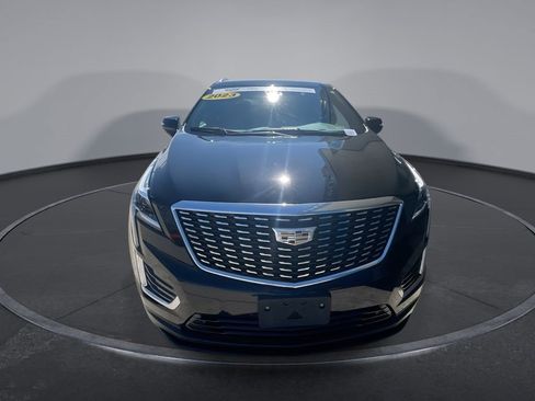 Certified 2023 Cadillac XT5 Luxury FWD image 3