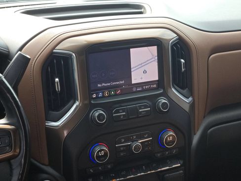 Used 2020 Chevrolet Silverado 2500 High Country w/ Z71 Off-Road Package AWD/4WD image 16