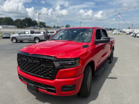 Used 2025 RAM 1500 Tradesman w/ Night Edition AWD/4WD image 15