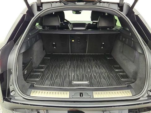 Used 2023 Land Rover Range Rover Velar R-Dynamic S AWD/4WD image 23