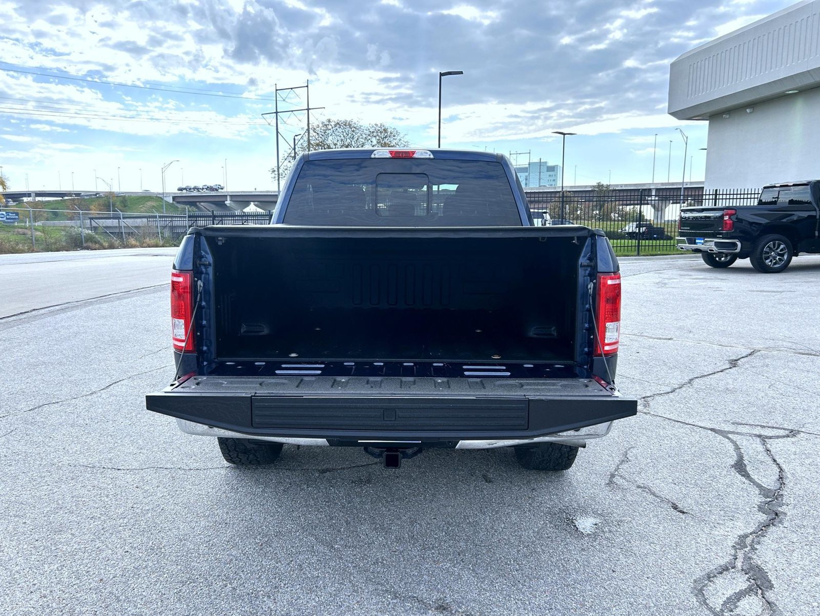 Used 2015 Ford F150 XLT w/ Equipment Group 302A Luxury AWD/4WD image 26