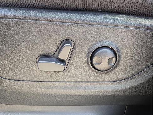 Used 2025 RAM 1500 Big Horn image 15