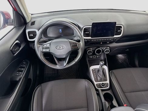 Used 2023 Hyundai Venue Limited image 23