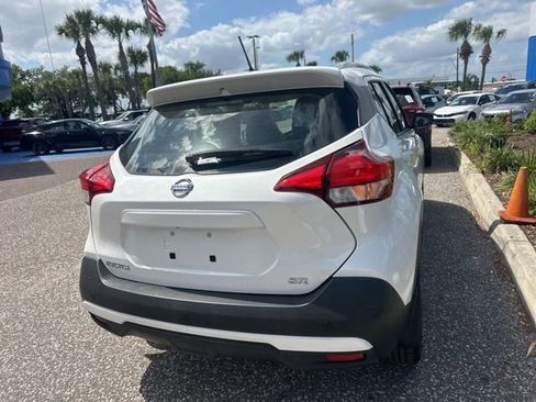 Used 2019 Nissan Kicks SR w/ SR Premium Package image 33