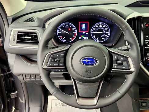 Used 2025 Subaru Ascent Touring AWD/4WD image 14