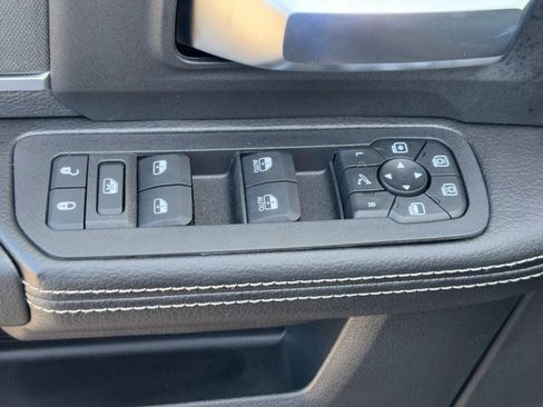 New 2026 RAM 3500 Big Horn AWD/4WD image 20