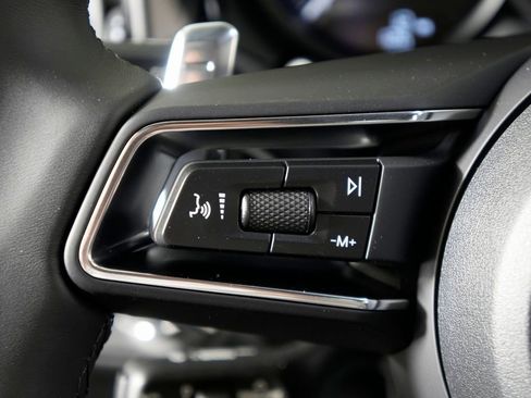 New 2026 Porsche Macan image 22