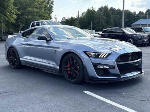 Used 2022 Ford Mustang Shelby GT500 w/ Technology Package RWD image 26