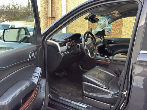 Used 2017 GMC Yukon XL SLT image 22