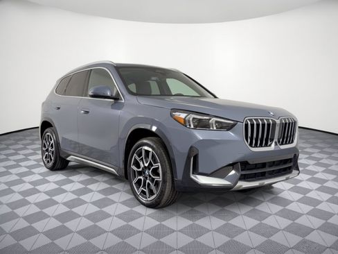 Used 2025 BMW X1 xDrive28i AWD/4WD image 7