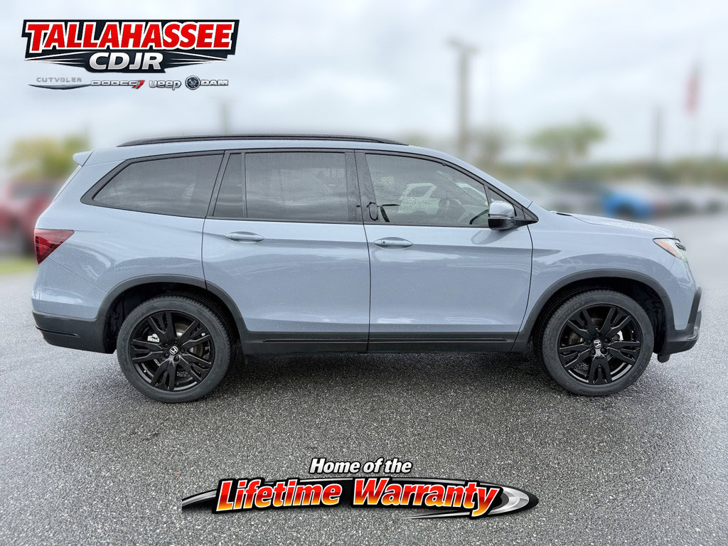 Used 2022 Honda Pilot Black Edition image 2