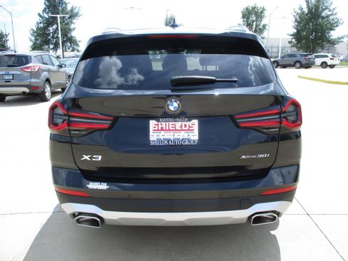 Used 2024 BMW X3 xDrive30i AWD/4WD image 5