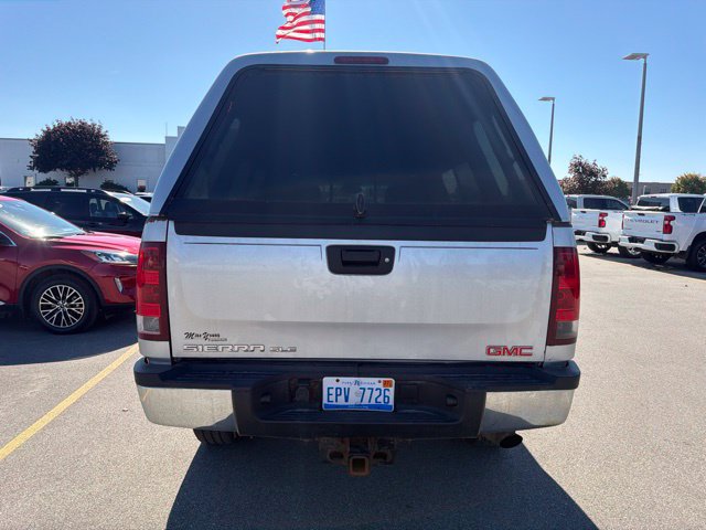 Used 2013 GMC Sierra 2500 SLE w/ SLE Preferred Package AWD/4WD image 4