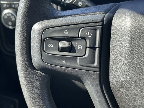 Used 2022 Chevrolet Silverado 1500 Custom image 33