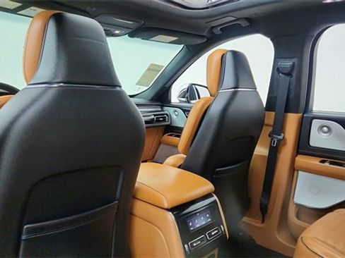 Used 2020 Lincoln Aviator Black Label w/ Dynamic Handling Package image 34