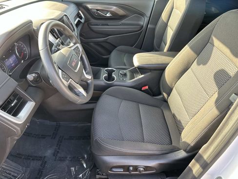 Certified 2023 GMC Terrain SLE w/ Driver Convenience Package image 18