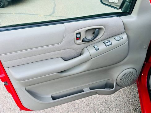Used 2003 GMC Sonoma SLS w/ Convenience Package RWD image 20