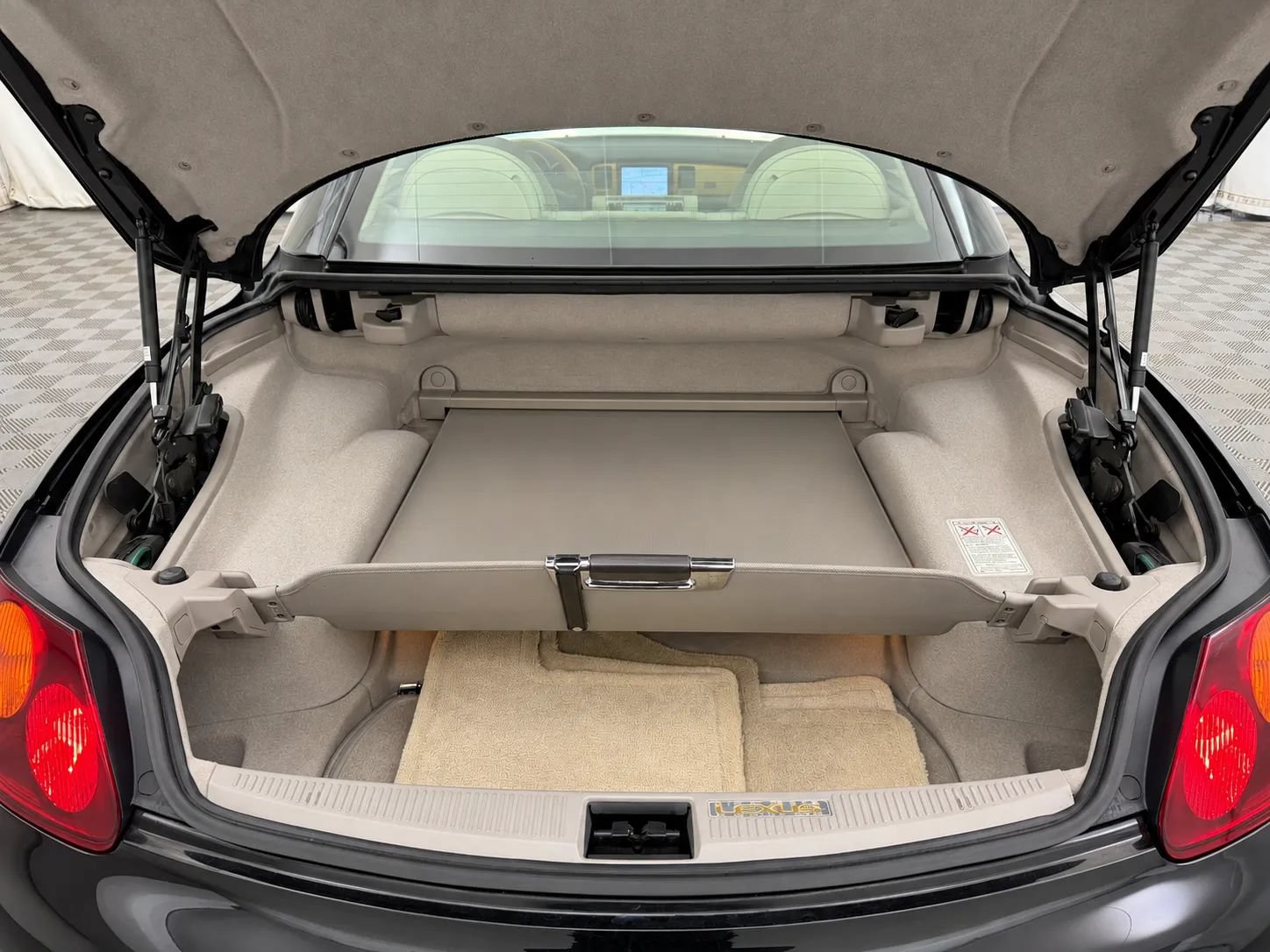 Used 2002 Lexus SC 430 Convertible RWD image 28