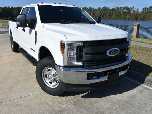Used 2018 Ford F250 XL w/ Power Equipment Group image 2