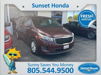 Used 2017 Kia Sedona LX