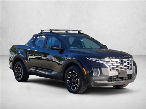 Used 2022 Hyundai Santa Cruz SEL Premium image 3