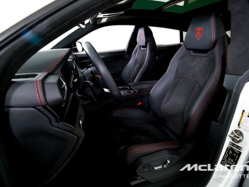 Used 2023 Lamborghini Urus S AWD/4WD image 11