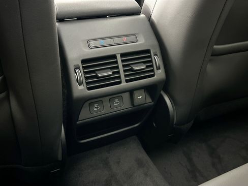 Used 2026 Land Rover Discovery Sport Landmark AWD/4WD image 24