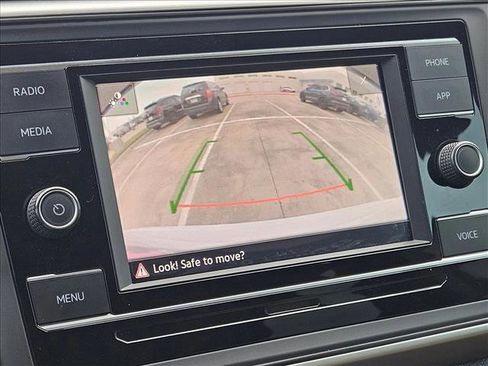 Used 2023 Volkswagen Atlas Cross Sport SE image 11