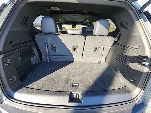 New 2025 GMC Acadia Elevation w/ Super Cruise Package image 34