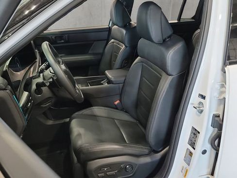 Used 2025 Hyundai Santa Fe Calligraphy AWD/4WD image 25