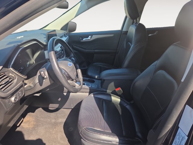 Used 2021 Ford Escape SEL w/ Equipment Group 302A AWD/4WD image 9