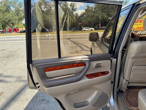 Used 2000 Lexus LX 470 4WD image 15